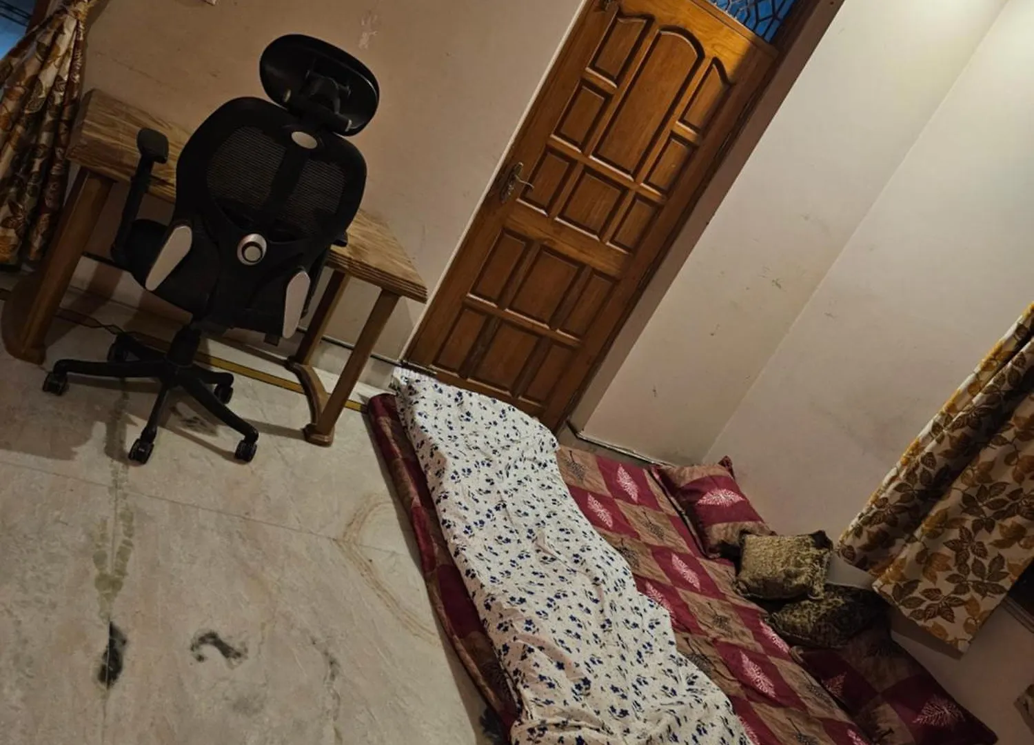 Goel'S Homestay - Luxurious King Size Beds Varanasi India