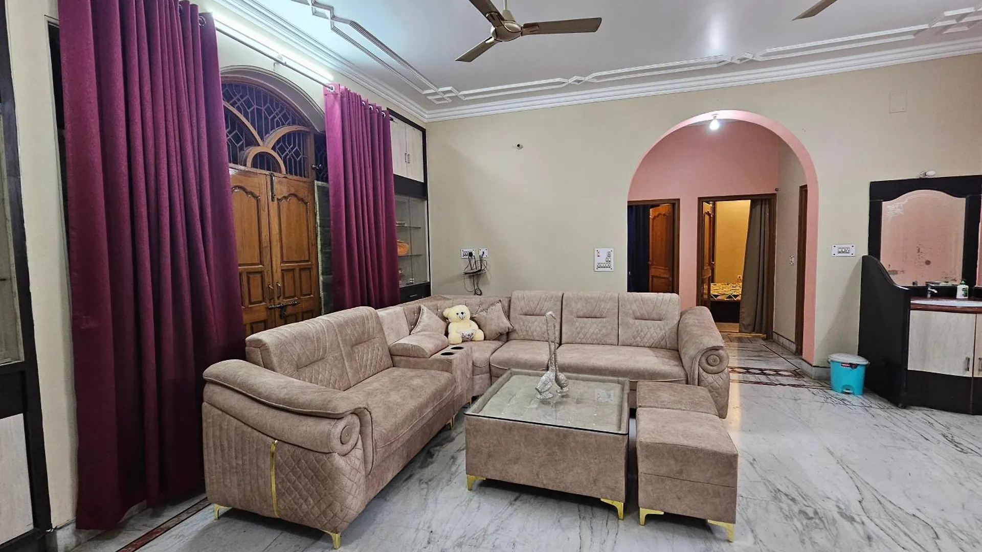 Goel'S Homestay - Luxurious King Size Beds Varanasi Apartment