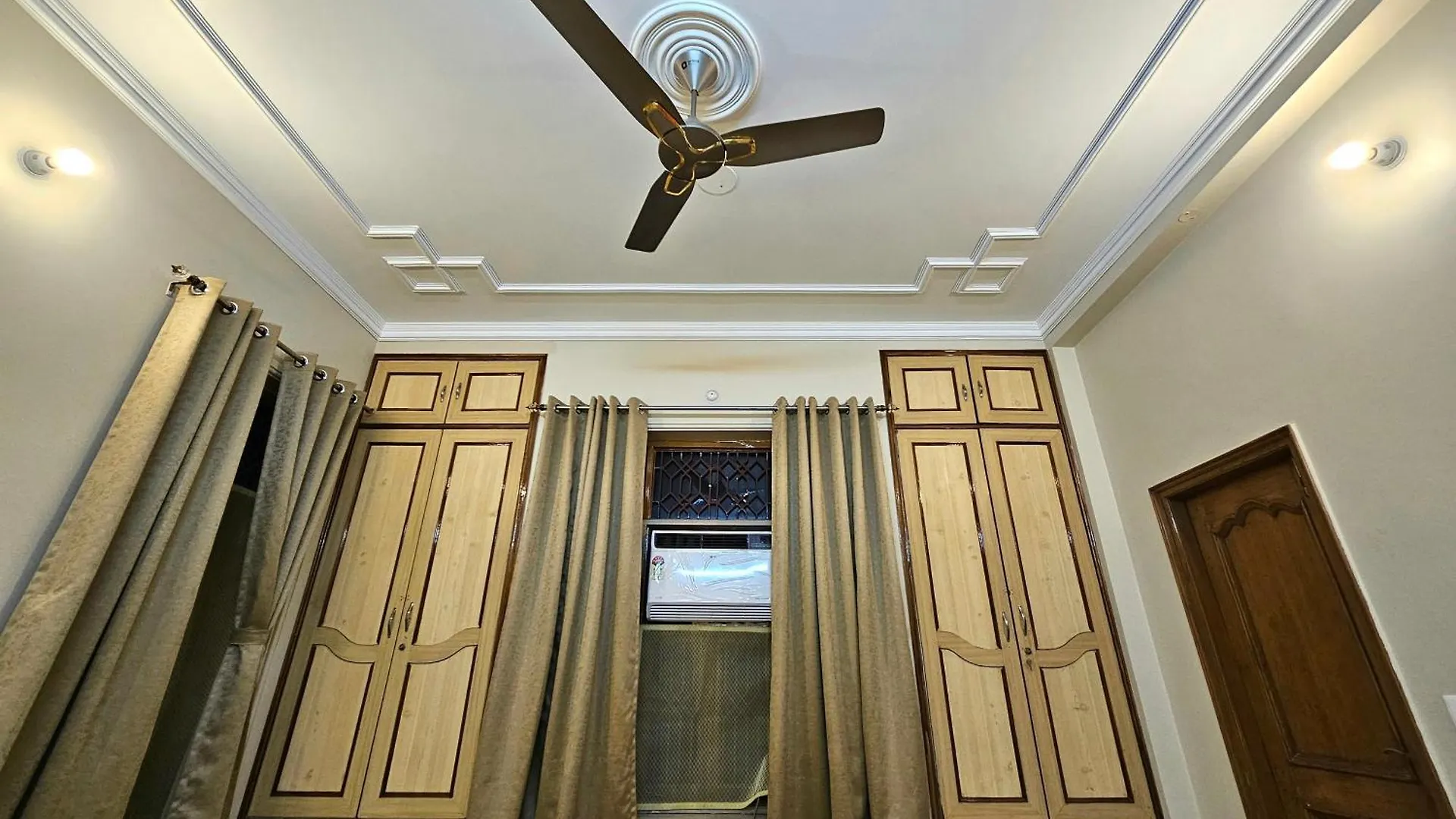 Apartment Goel'S Homestay - Luxurious King Size Beds Varanasi India